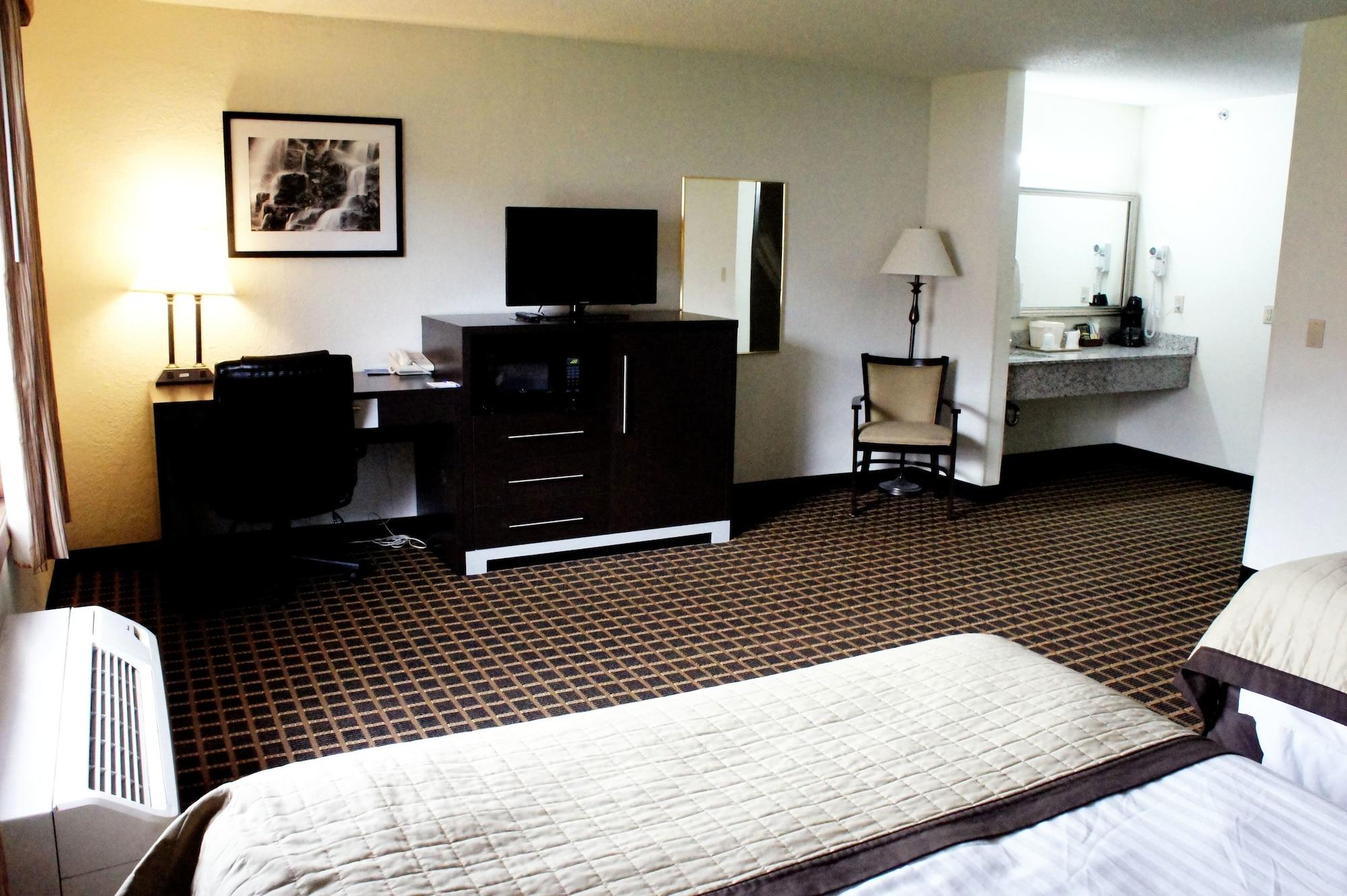 Baymont By Wyndham Green Bay Bagian luar foto