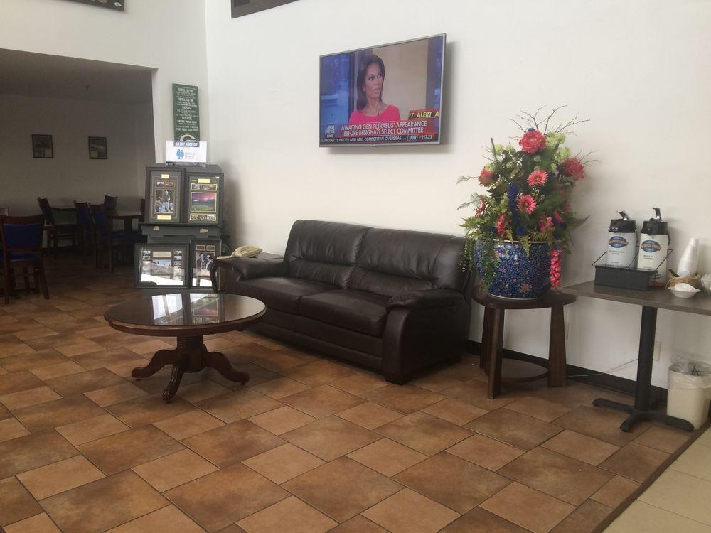 Baymont By Wyndham Green Bay Bagian luar foto
